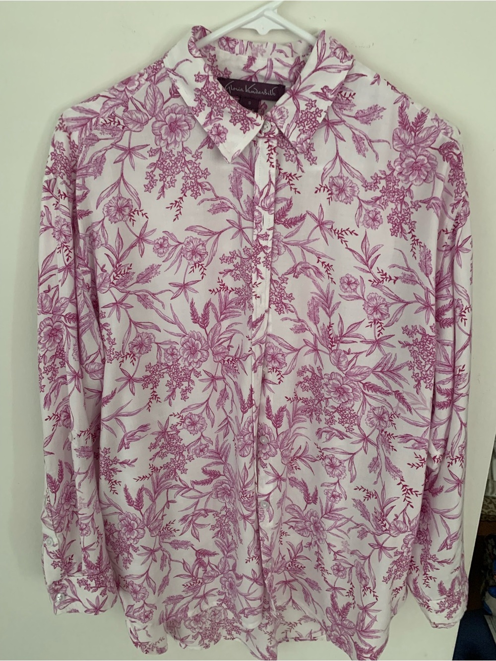 Gloria Vanderbilt Pink and White Floral Button-Up Shirt